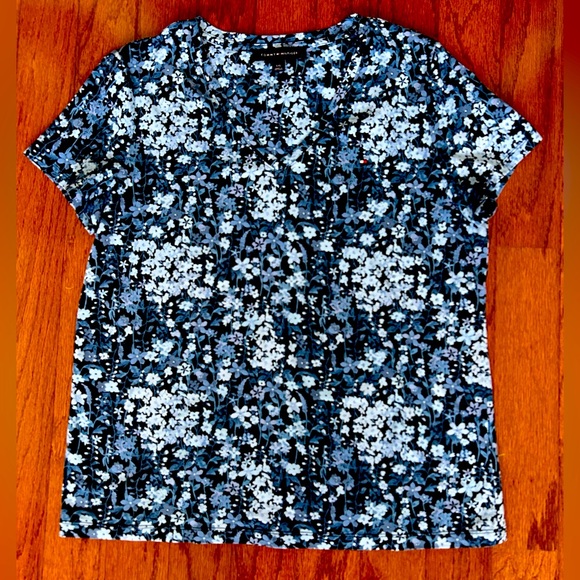 Tommy Hilfiger Printed Tee.. Size Large - Picture 1 of 4